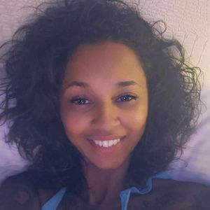 Meet your Posher, Elle